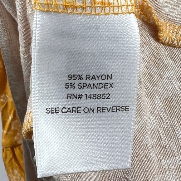 Torrid NWT Yellow Floral Tiered Babydoll Blouse 0669 - Picture 10 of 13